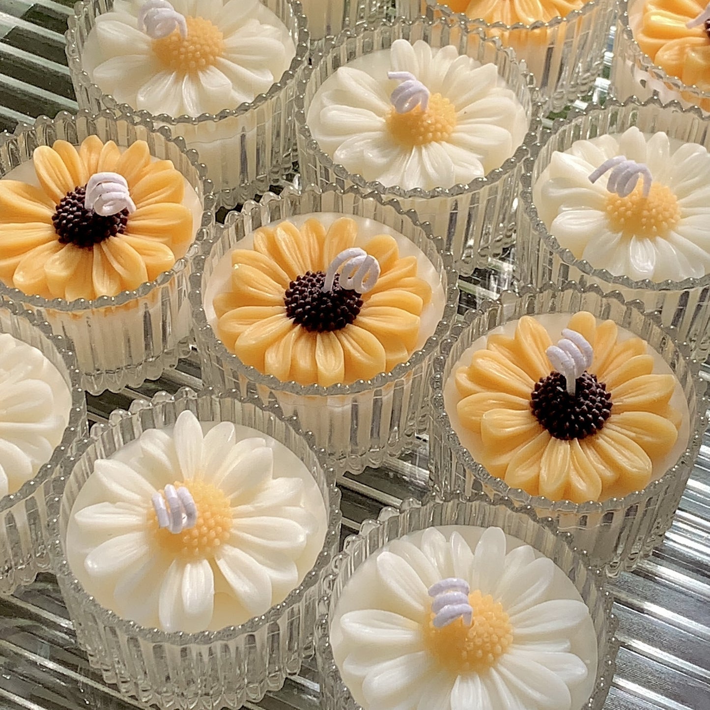 High-end Glass Aromatherapy Candle Flower Shape