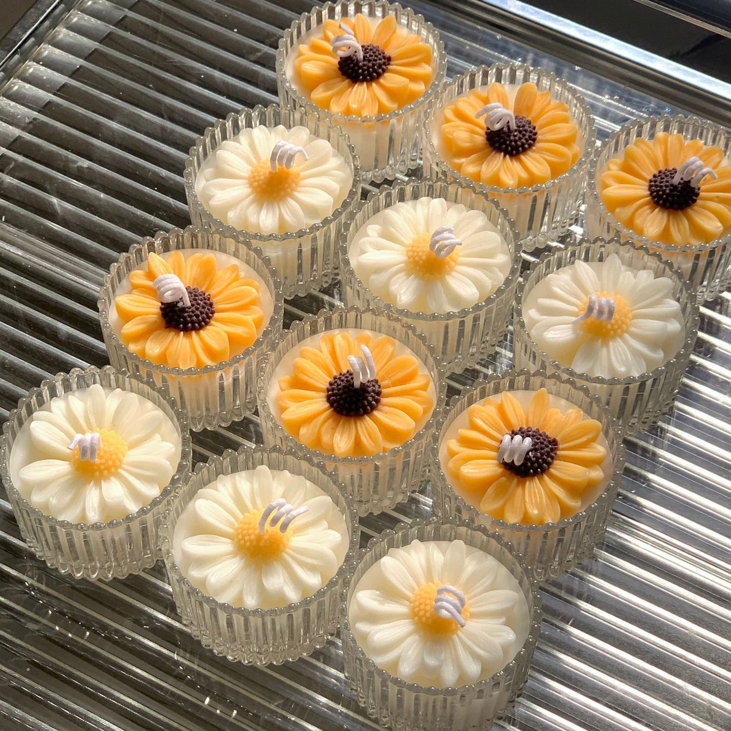 High-end Glass Aromatherapy Candle Flower Shape