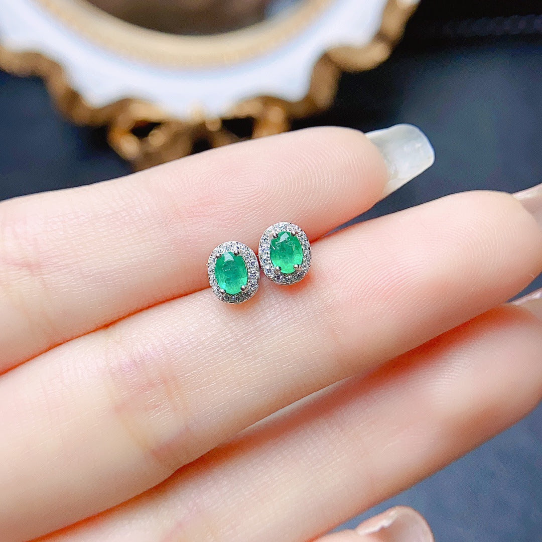 Natural Emerald Stud Earrings S925 Silver Inlaid Main Stone